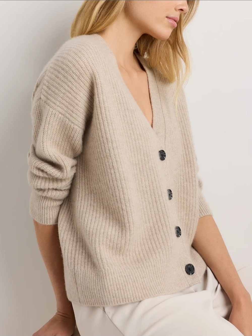 Quince Mongolian Cashmere Fisherman Boxy Cropped Cardigan SweaterIn Natural, L